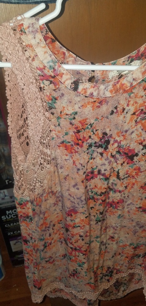 Stunning Floral Tank